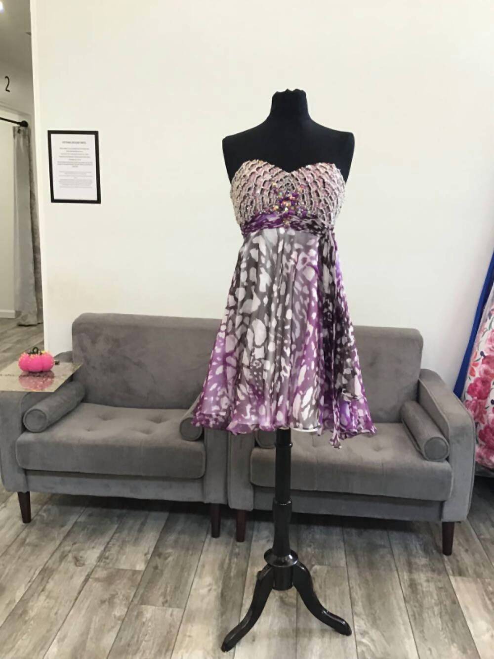NEW TERANI COUTURE women's strapless dress in lilac